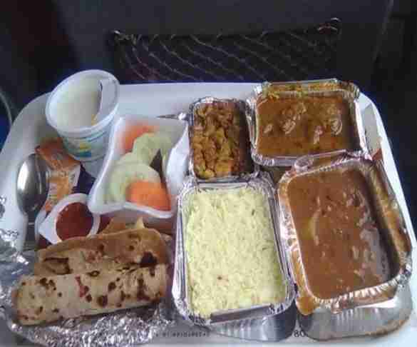 satabdi,rajdhani,duronto will provide lunch at 30 rupees