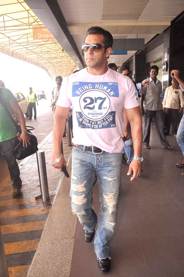 salman khan in airport